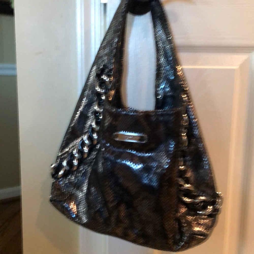 Michael Kors shoulder purse with accent chain